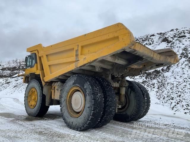 Komatsu 330M Transportoare articulate