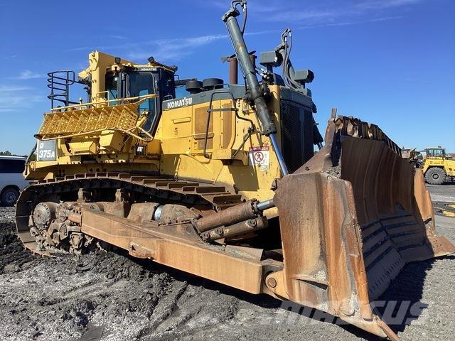 Komatsu D375A Buldozere pe senile