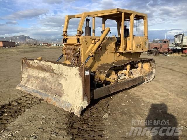Komatsu D65E-6 Buldozere pe senile