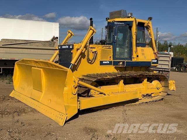 Komatsu D85P Buldozere pe senile