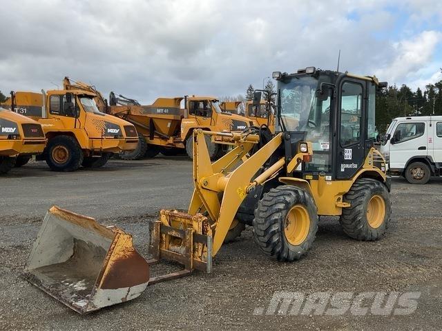 Komatsu WA50-6 Incarcator pe pneuri