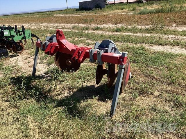 König  Alte masini si accesorii de cultivat