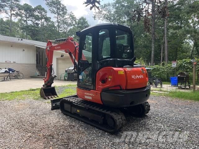 Kubota KX040-4 Excavatoare pe șenile
