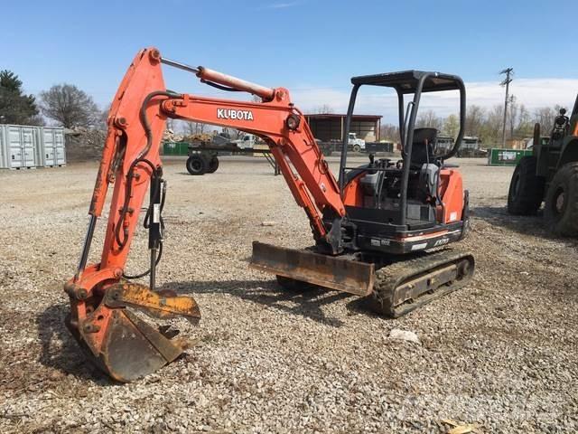 Kubota KX71-3 Excavatoare pe șenile
