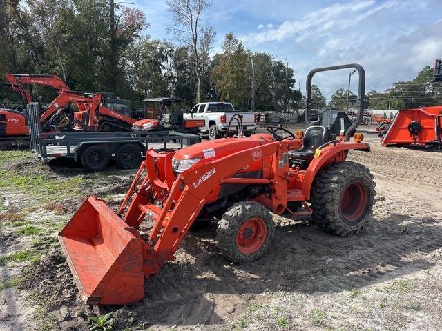 Kubota L3301DT Tractoare compacte