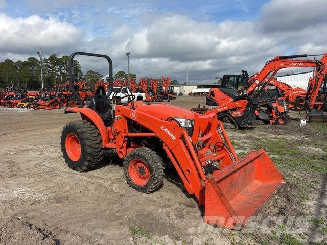 Kubota L3301DT Tractoare compacte