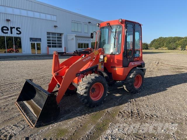 Kubota R530E Incarcator pe pneuri
