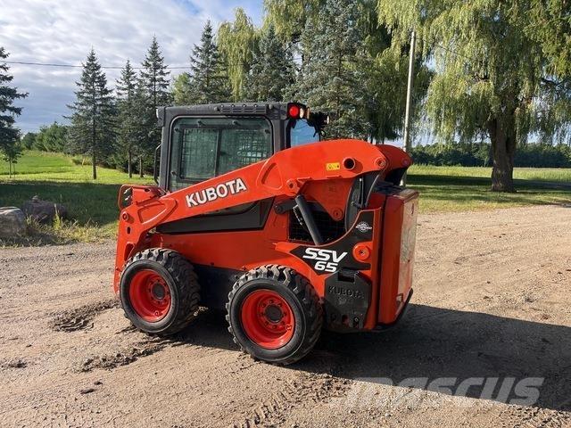 Kubota SSV65 Mini incarcator