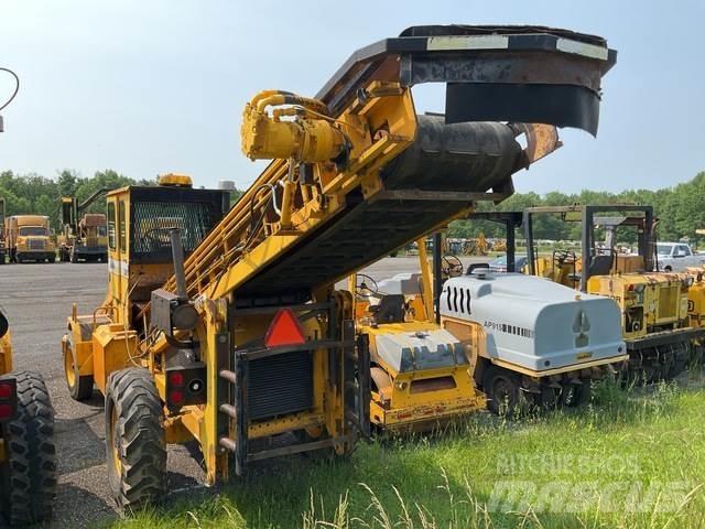 LeeBoy 3000 Transportoare