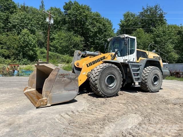 Liebherr L586 Incarcator pe pneuri