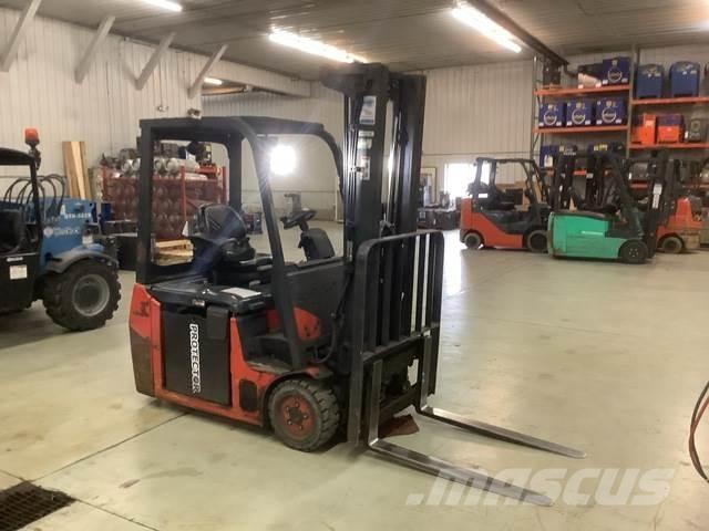 Linde E18 Stivuitor electric