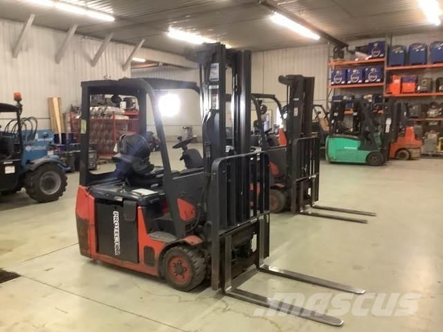 Linde E18 Stivuitor electric