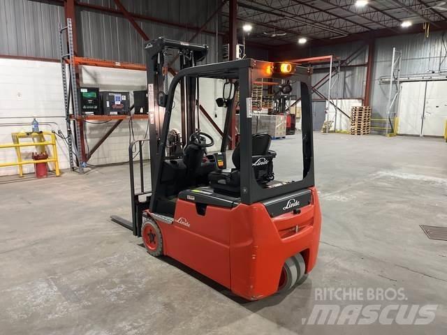 Linde E18 Stivuitor electric