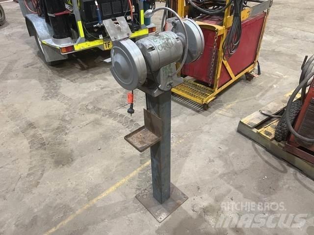  Linishall BG8 Utilaje construcții - Altele