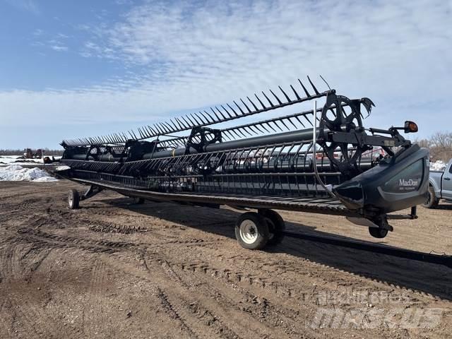 MacDon FD75 Combine capete pentru culegatoare