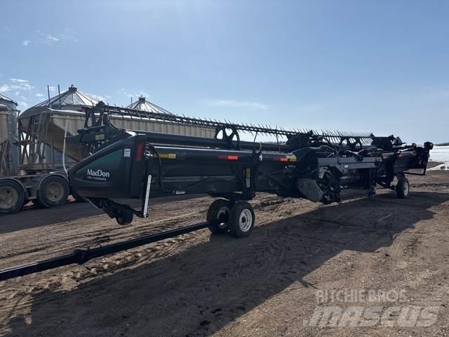 MacDon FD75 Combine capete pentru culegatoare