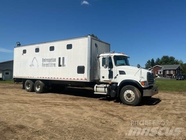 Mack 700 Pick up/Platou