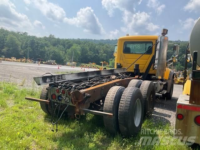 Mack 700 Lame pentru dezapezire si pluguri