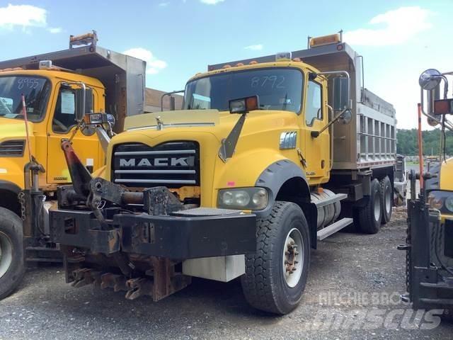 Mack 700 Lame pentru dezapezire si pluguri
