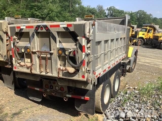 Mack 700 Lame pentru dezapezire si pluguri