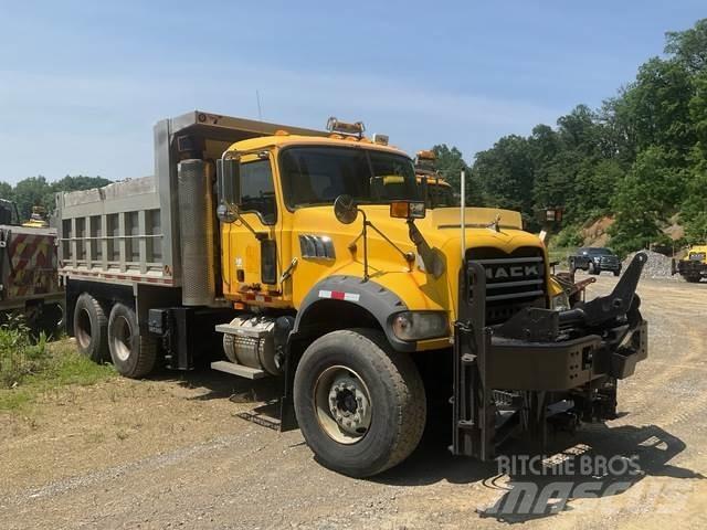 Mack 700 Lame pentru dezapezire si pluguri