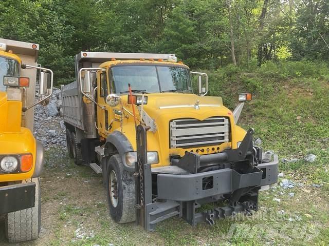 Mack 700 Lame pentru dezapezire si pluguri