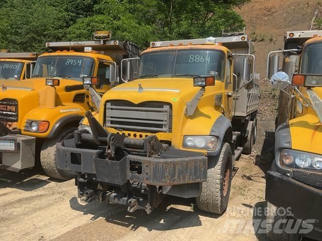 Mack 700 Lame pentru dezapezire si pluguri