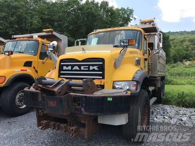Mack 700 Lame pentru dezapezire si pluguri