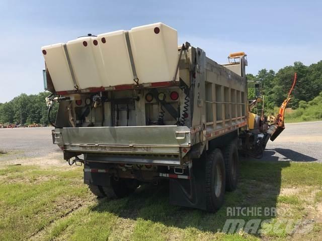 Mack 700 Lame pentru dezapezire si pluguri