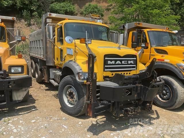 Mack 700 Lame pentru dezapezire si pluguri
