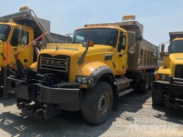 Mack 700 Lame pentru dezapezire si pluguri