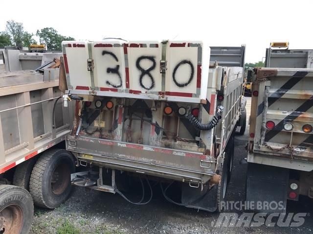 Mack 700 Lame pentru dezapezire si pluguri
