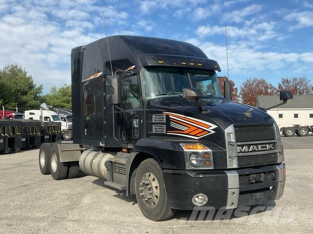 Mack AN64T Autotractoare