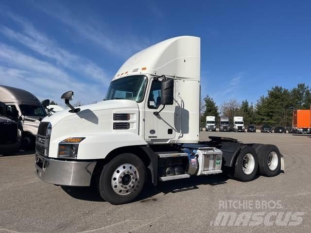 Mack Anthem Autotractoare