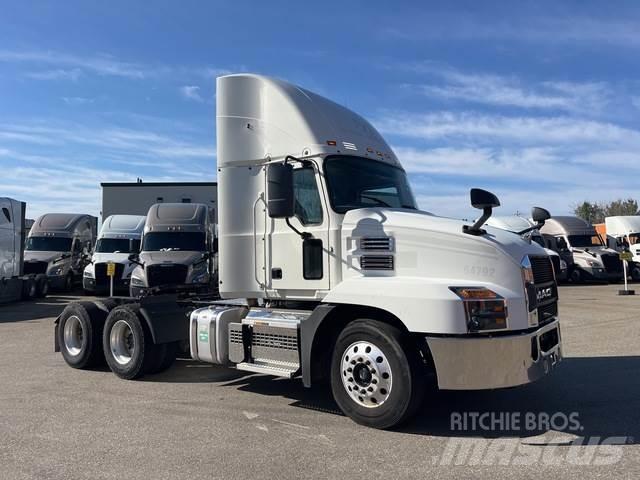 Mack Anthem Autotractoare