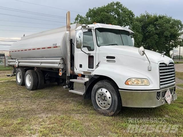 Mack CH613 Cisterne