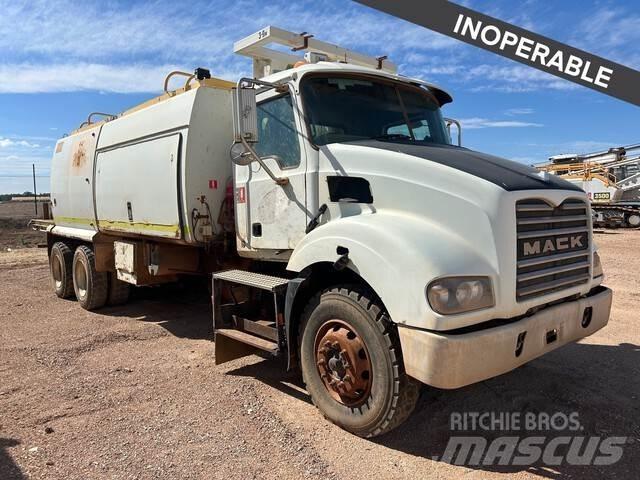 Mack CSMR Cisterne
