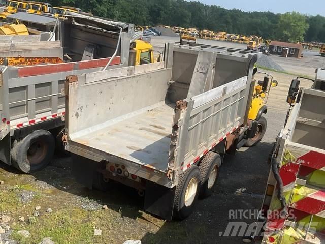 Mack CV700 Lame pentru dezapezire si pluguri