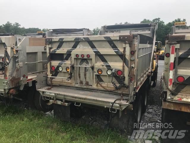 Mack CV700 Lame pentru dezapezire si pluguri