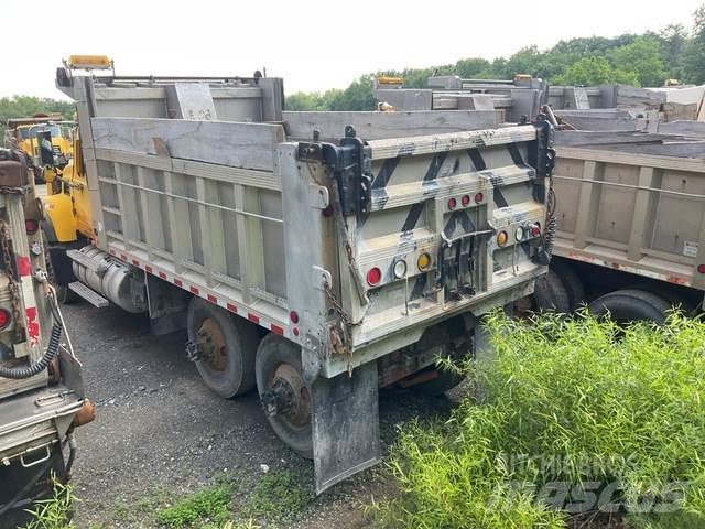 Mack CV700 Lame pentru dezapezire si pluguri