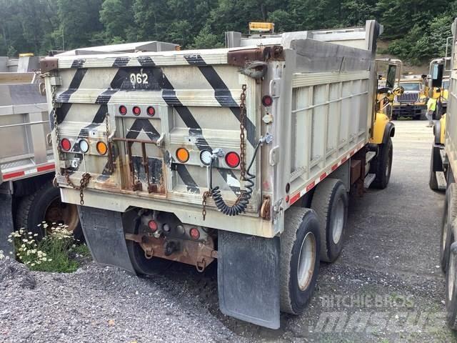 Mack CV700 Lame pentru dezapezire si pluguri