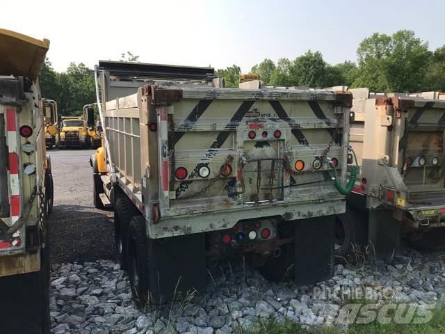 Mack CV700 Lame pentru dezapezire si pluguri