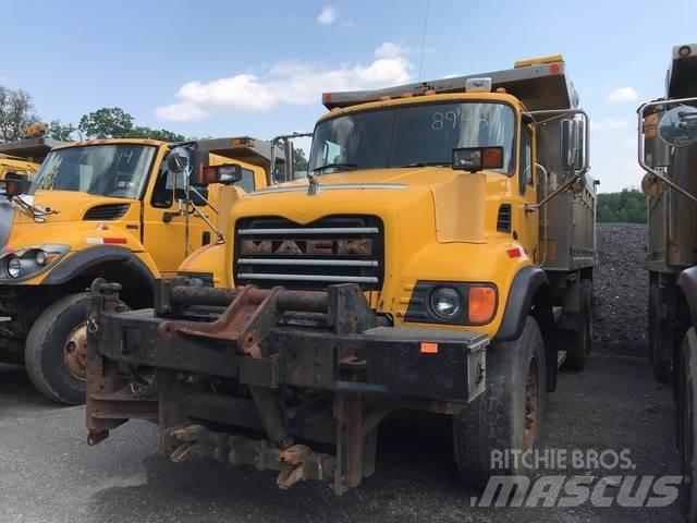 Mack CV700 Lame pentru dezapezire si pluguri
