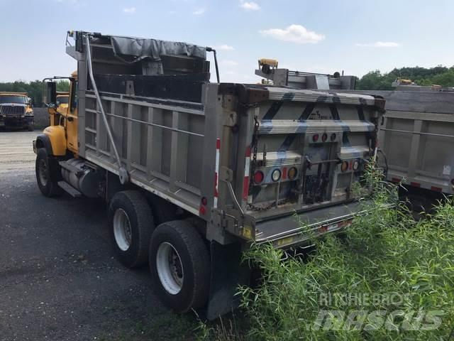 Mack CV700 Lame pentru dezapezire si pluguri