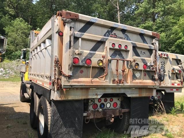 Mack CV700 Lame pentru dezapezire si pluguri