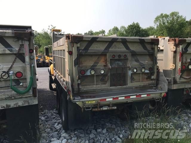Mack CV700 Lame pentru dezapezire si pluguri