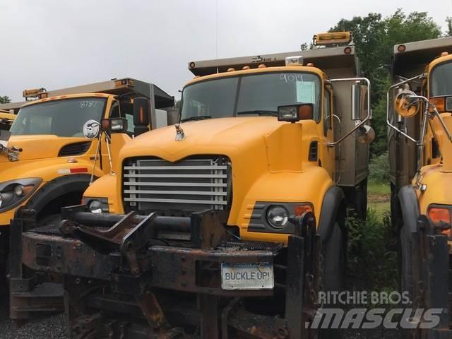 Mack CV700 Lame pentru dezapezire si pluguri
