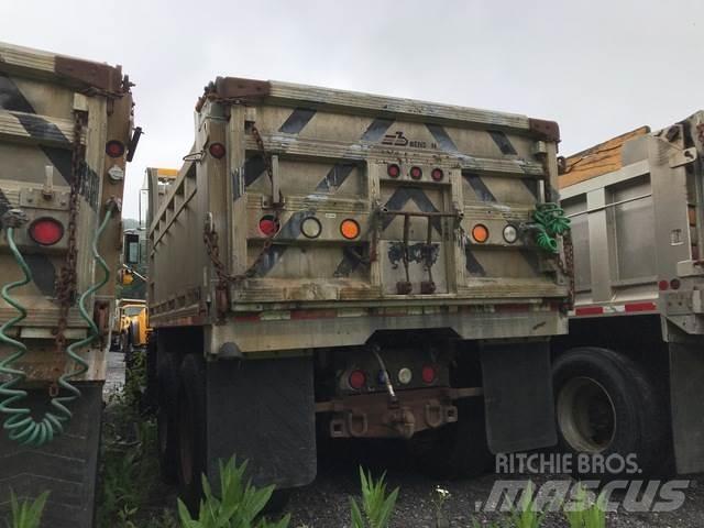 Mack CV700 Lame pentru dezapezire si pluguri