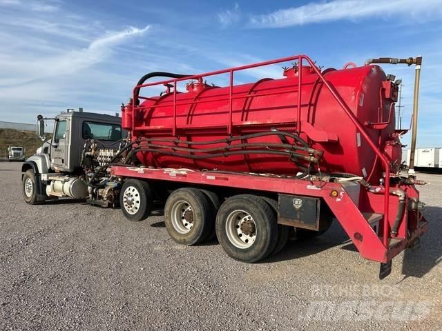 Mack CV713 Utilaje construcții - Altele