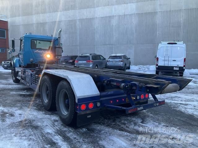 Mack CV713 Camion cu incarcator